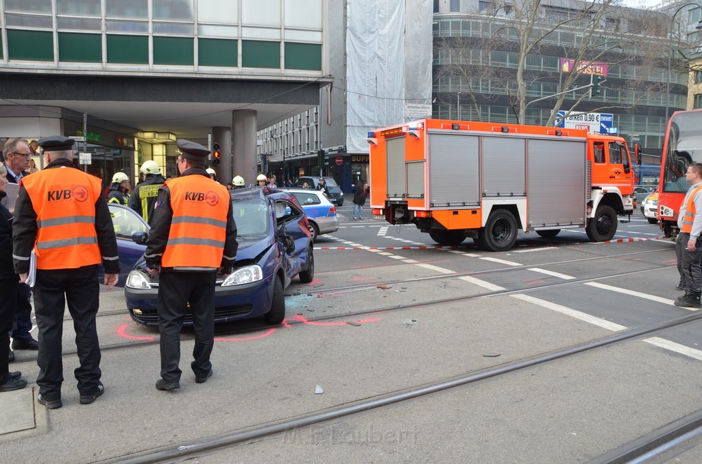 VU PKW Strab Koeln Mitte Pipinenstr Hohestr P068.JPG - Miklos Laubert